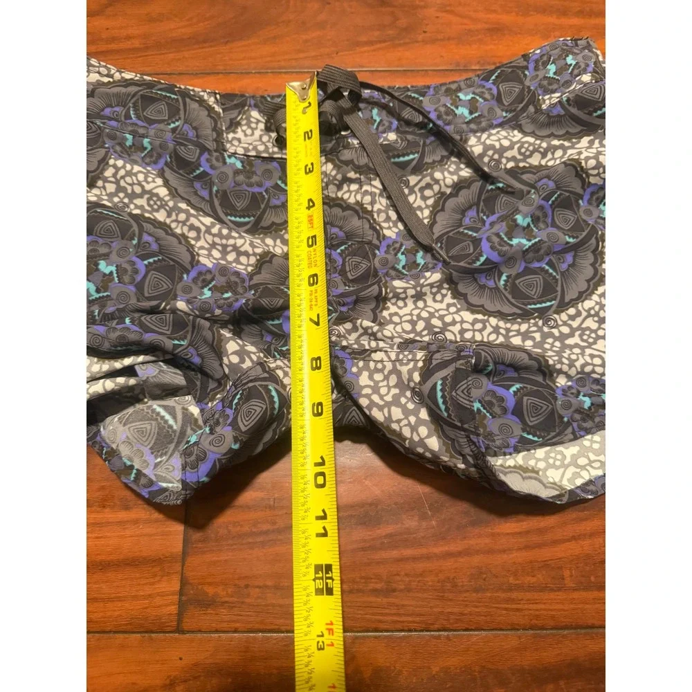 Patagonia Barely Baggies Board Shorts Womens 4 Blue Grey Floral Mandala Print